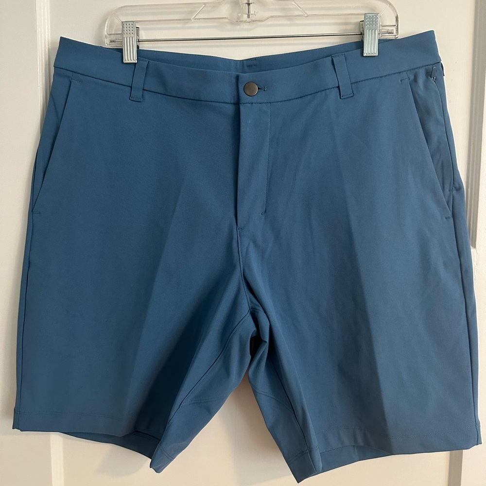 Men’s Lululemon Commission Classic-Fit Short 9”